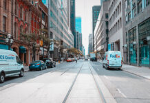 Czy korporacja kurierska jest gwarancją jakości usług? Czy korporacja kurierska jest gwarancją jakości usług