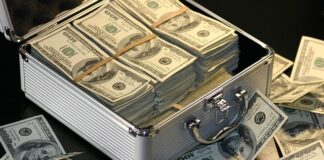 Ile zarabia się w firmie konsultingowej?