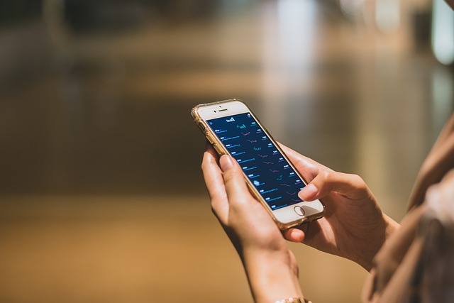 Czym zajmuje się branżą e-commerce? Czym zajmuje się branżą e-commerce?