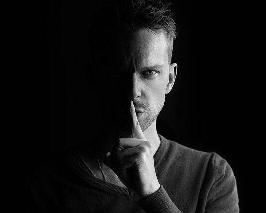 Ile jest zwrotu podatku za niepracującą żonę? Ile jest zwrotu podatku za niepracującą żonę?